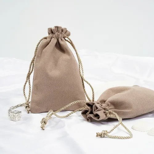 Pouch 0028
